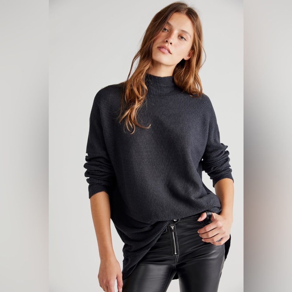 Free People We The Free Casey Tunic Top Medium Washed Black